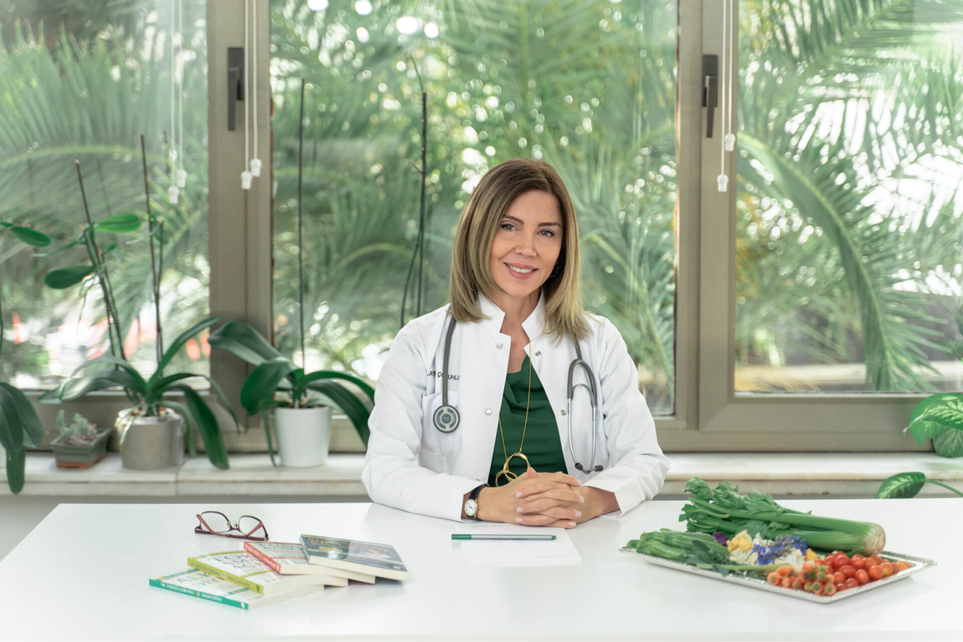 ayşegül çoruhlu estetiksiz hali